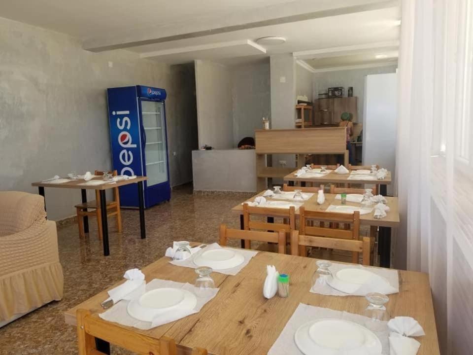 קובולטי Hotel Guga מראה חיצוני תמונה