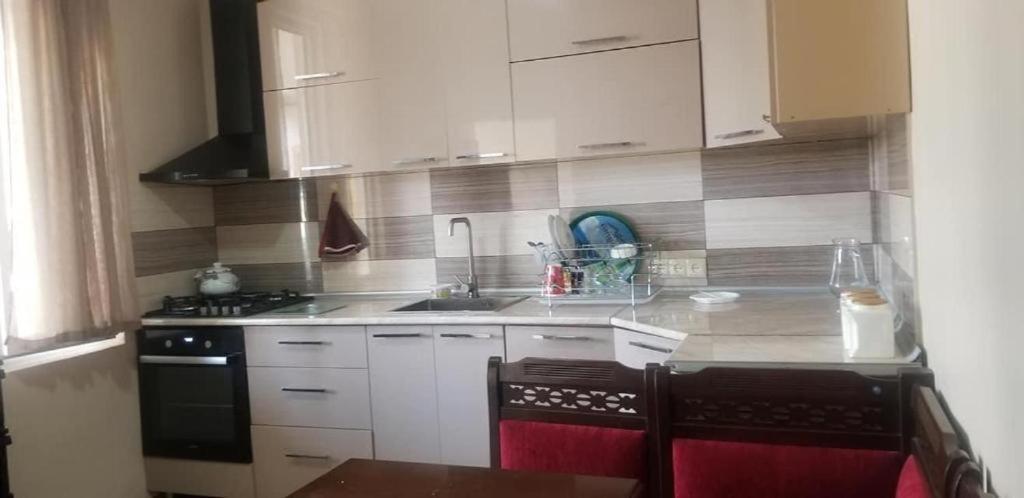 קובולטי Hotel Guga מראה חיצוני תמונה