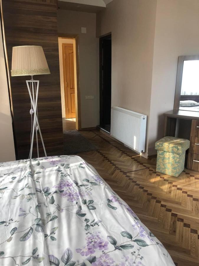 קובולטי Hotel Guga מראה חיצוני תמונה