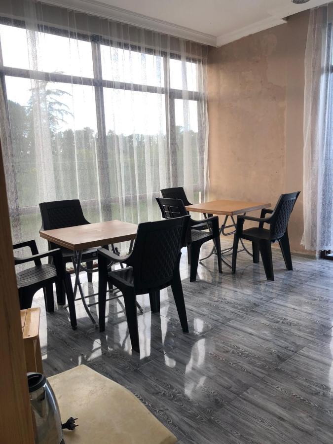 קובולטי Hotel Guga מראה חיצוני תמונה