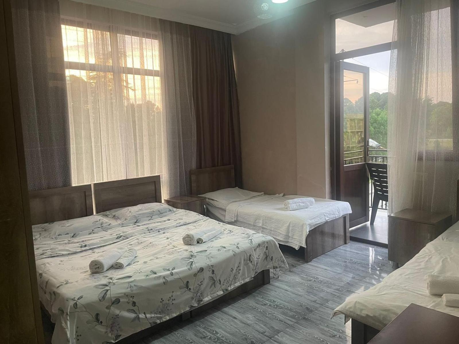 קובולטי Hotel Guga מראה חיצוני תמונה