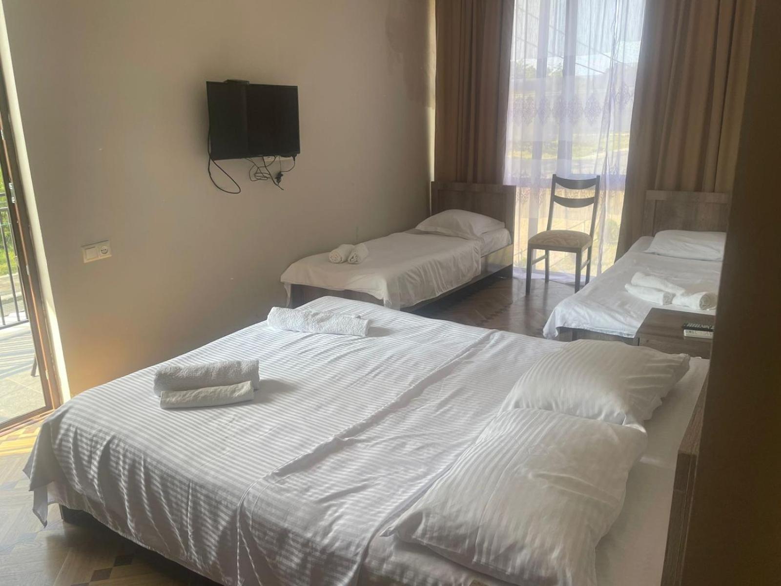 קובולטי Hotel Guga מראה חיצוני תמונה